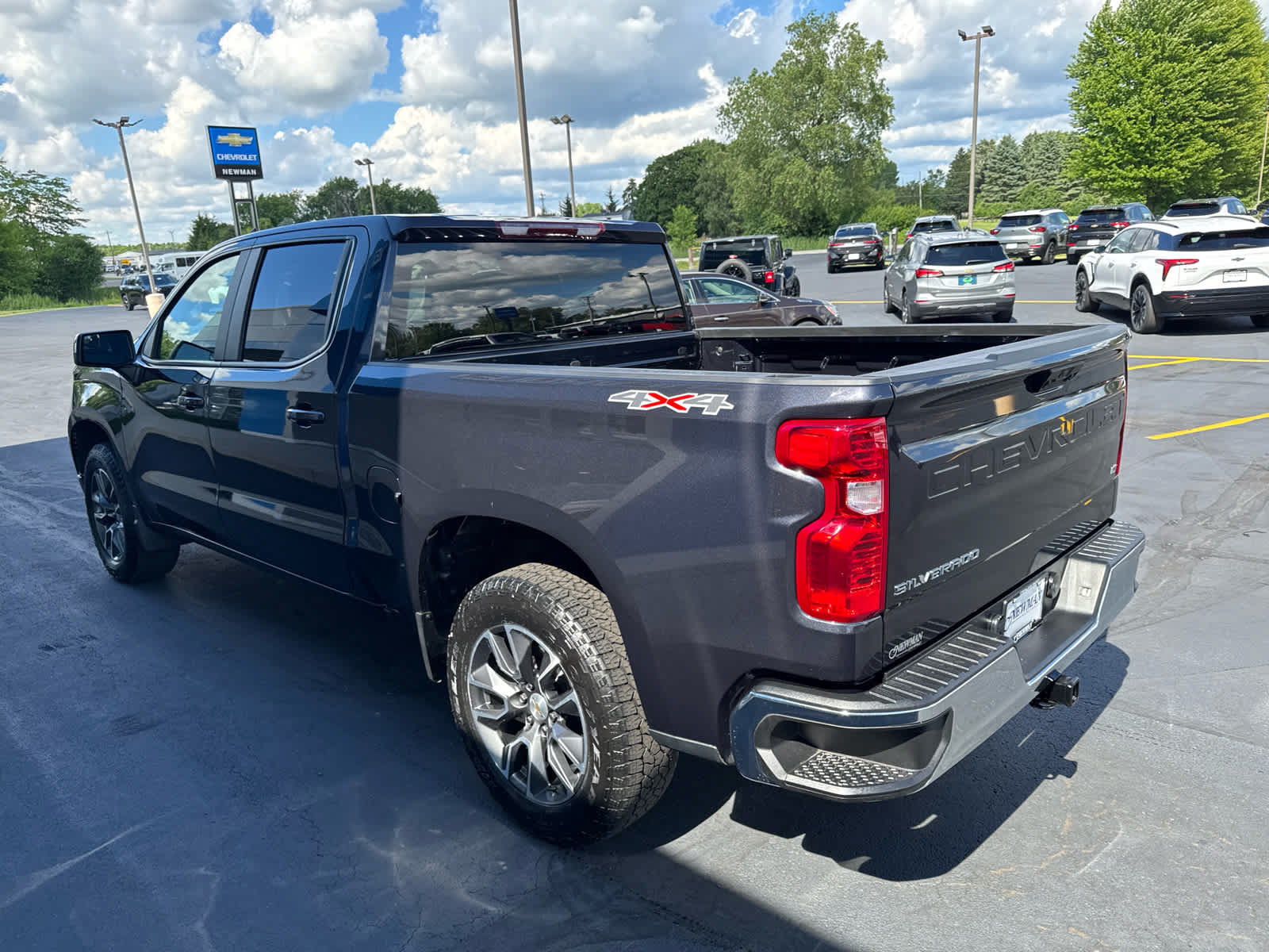 Certified 2024 Chevrolet Silverado 1500 LT AWD/4WD image 9