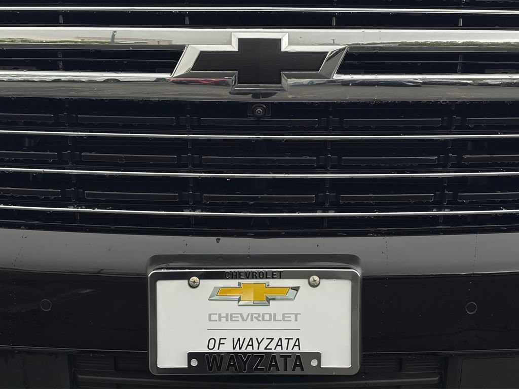 Used 2022 Chevrolet Tahoe LT w/ Luxury Package AWD/4WD image 10