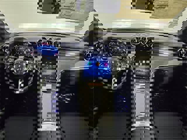 Certified 2025 Mercedes-Benz GLC 300 4MATIC image 15