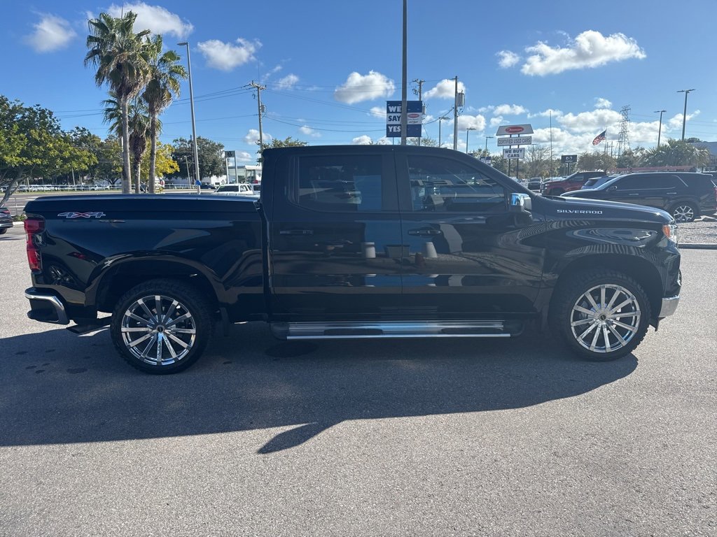 Used 2023 Chevrolet Silverado 1500 LT image 7