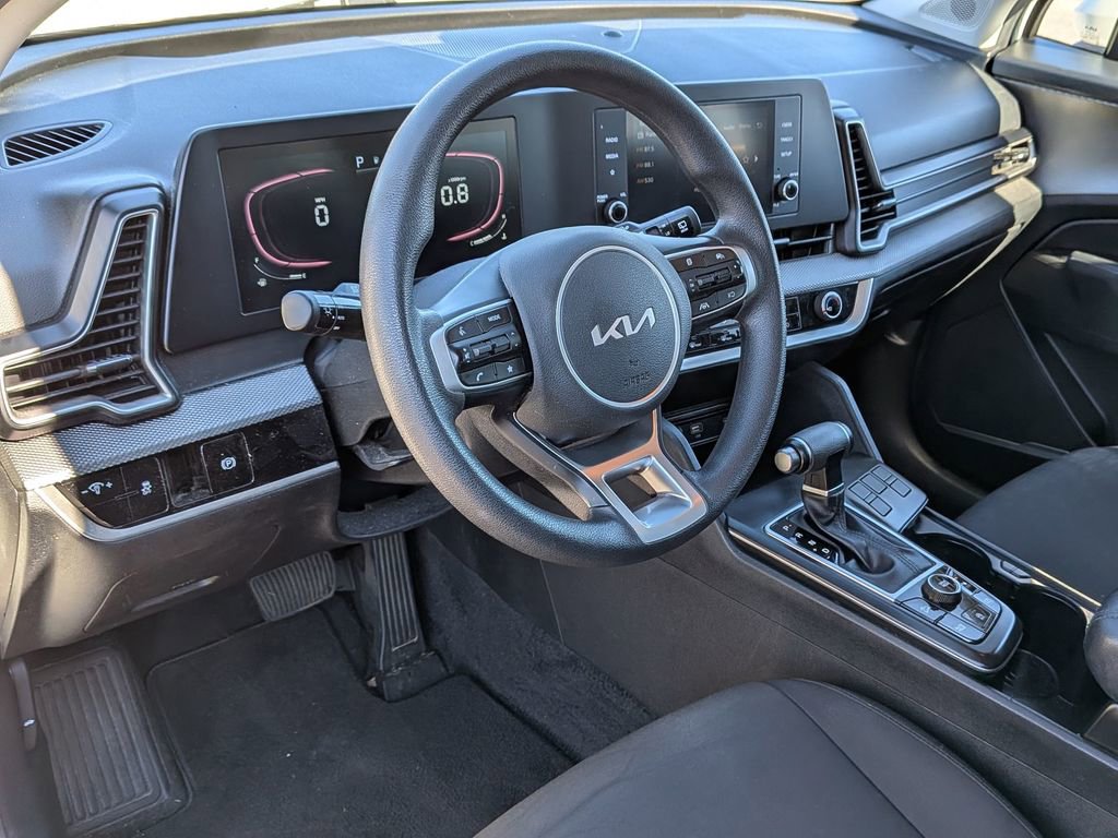 Used 2023 Kia Sportage LX image 18