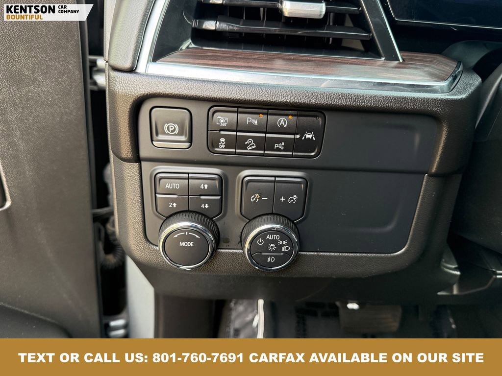 Used 2025 Chevrolet Suburban Z71 image 21