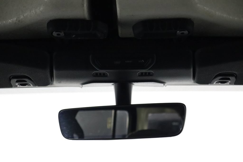 Used 2023 Jeep Wrangler Unlimited Rubicon 4xe AWD/4WD image 24