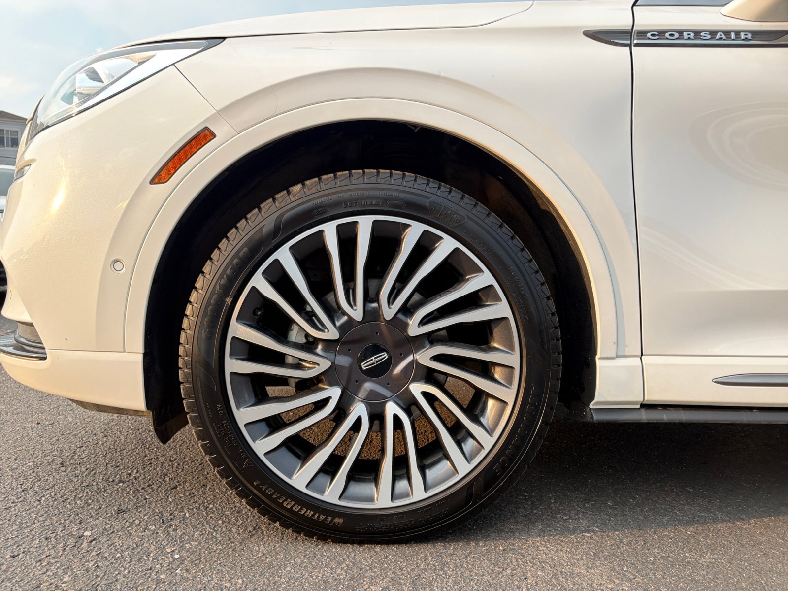 Used 2021 Lincoln Corsair Reserve w/ Equipment Group 201A AWD/4WD image 11