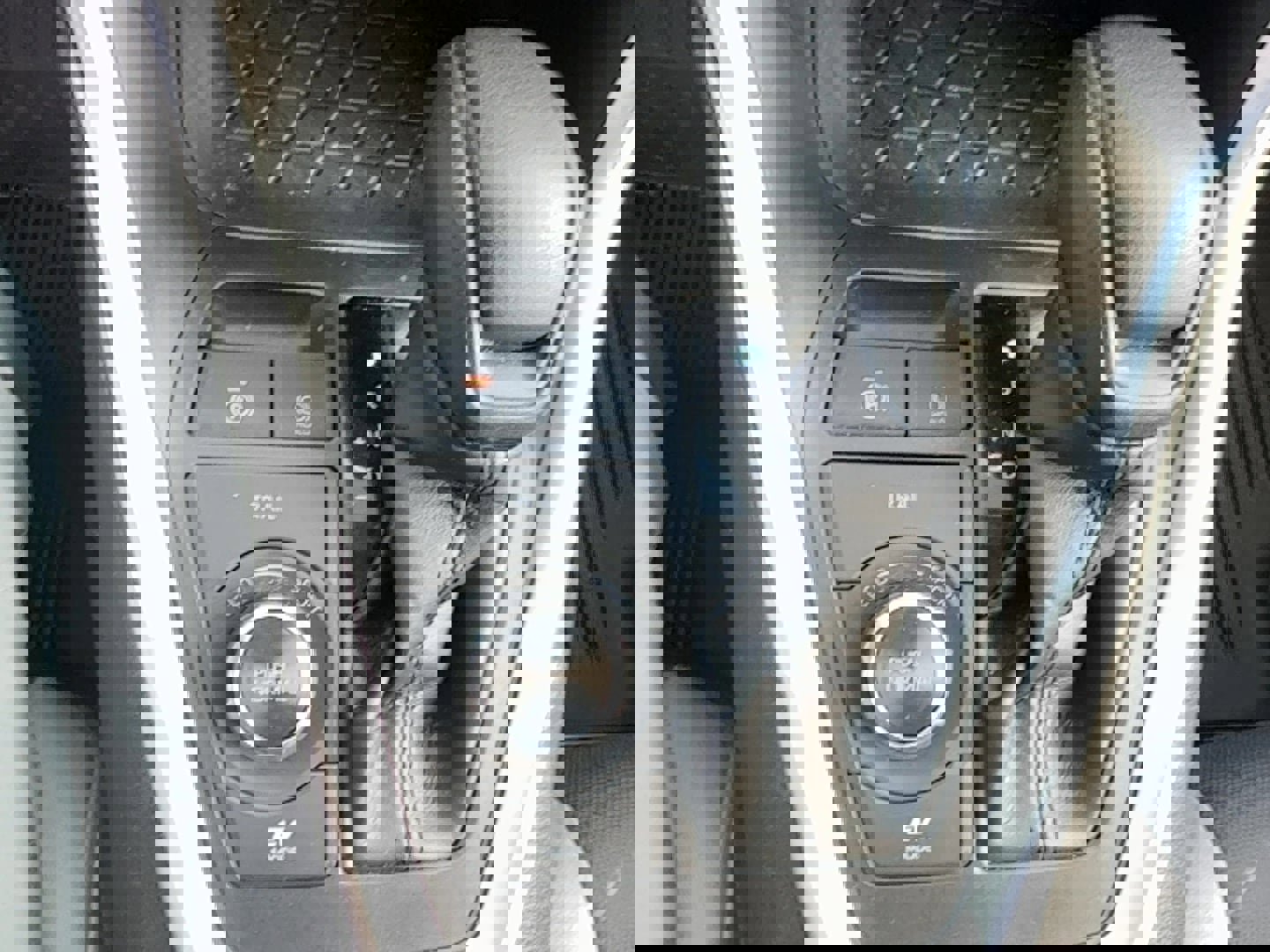 Used 2022 Toyota RAV4 XLE image 29