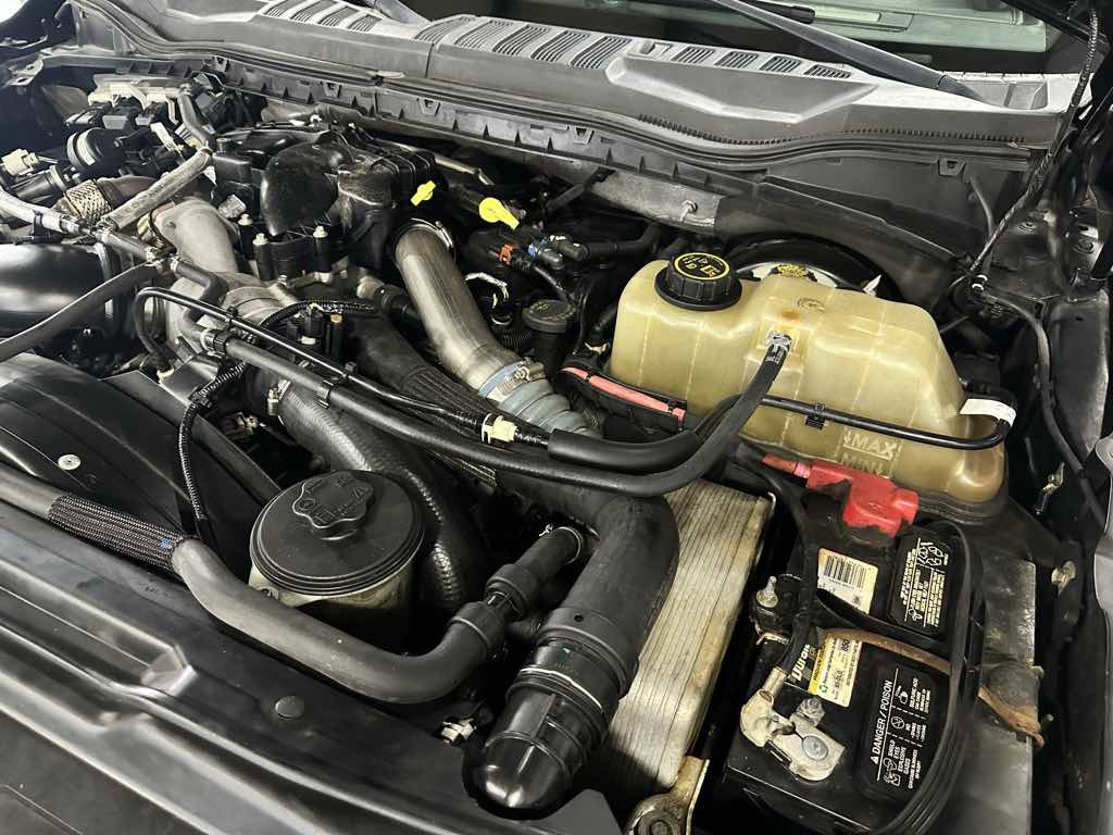 Used 2019 Ford F350 Platinum w/ Platinum Ultimate Package image 35