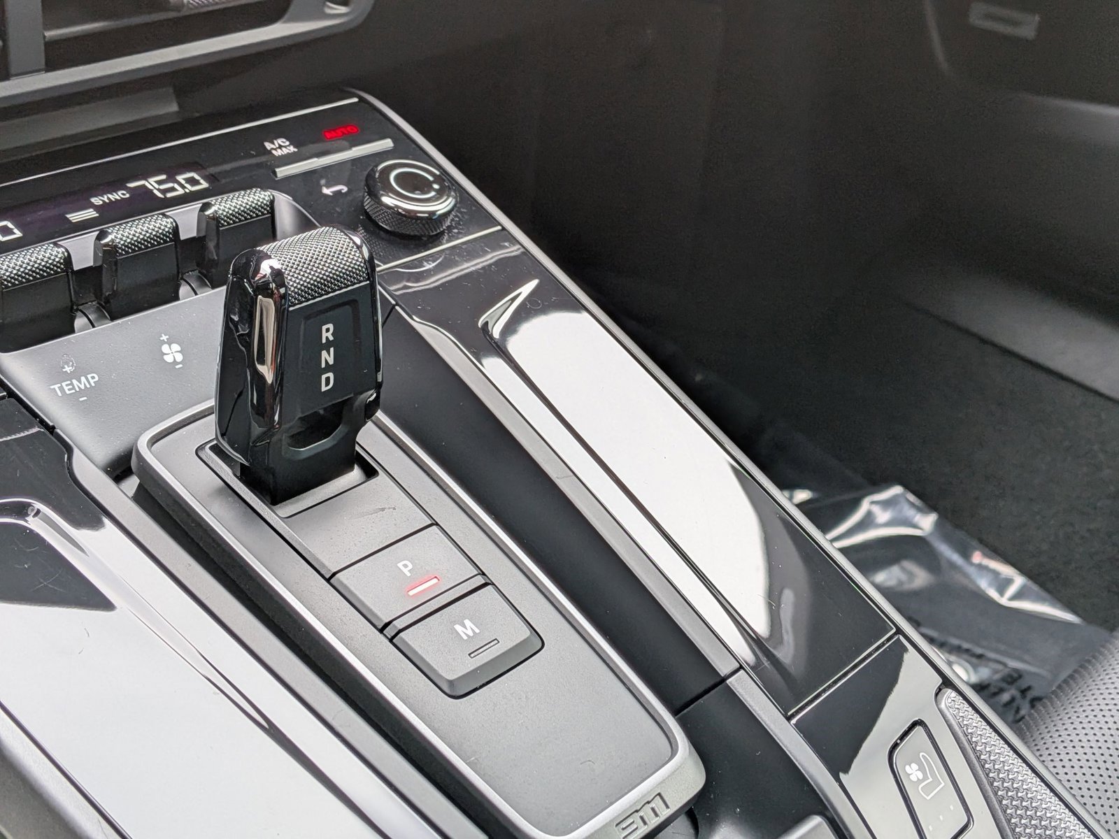 Certified 2025 Porsche 911 Carrera image 22