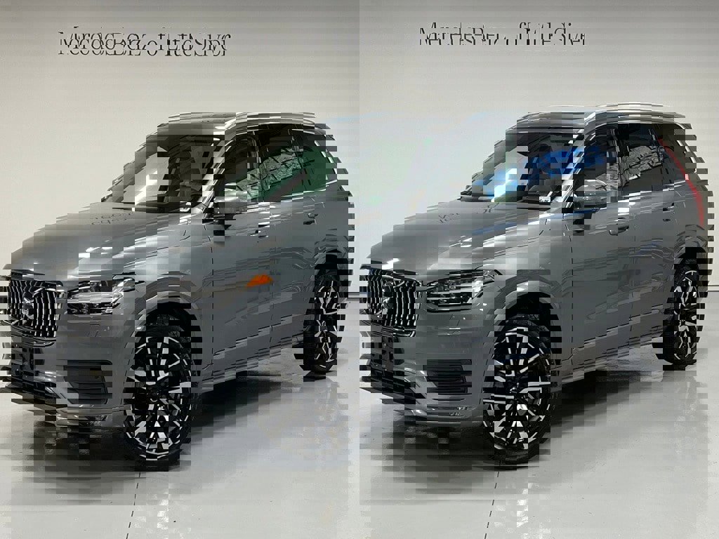 Used 2020 Volvo XC90 T6 Momentum w/ Protection Package