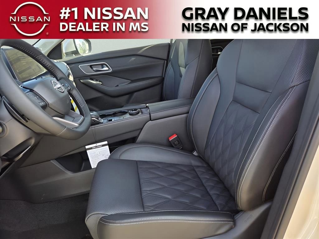 New 2026 Nissan Rogue Platinum w/ Platinum Premium Package image 11