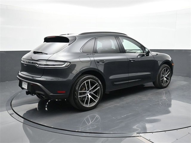 Used 2025 Porsche Macan image 20