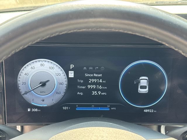 Used 2024 Hyundai Elantra Limited FWD image 17