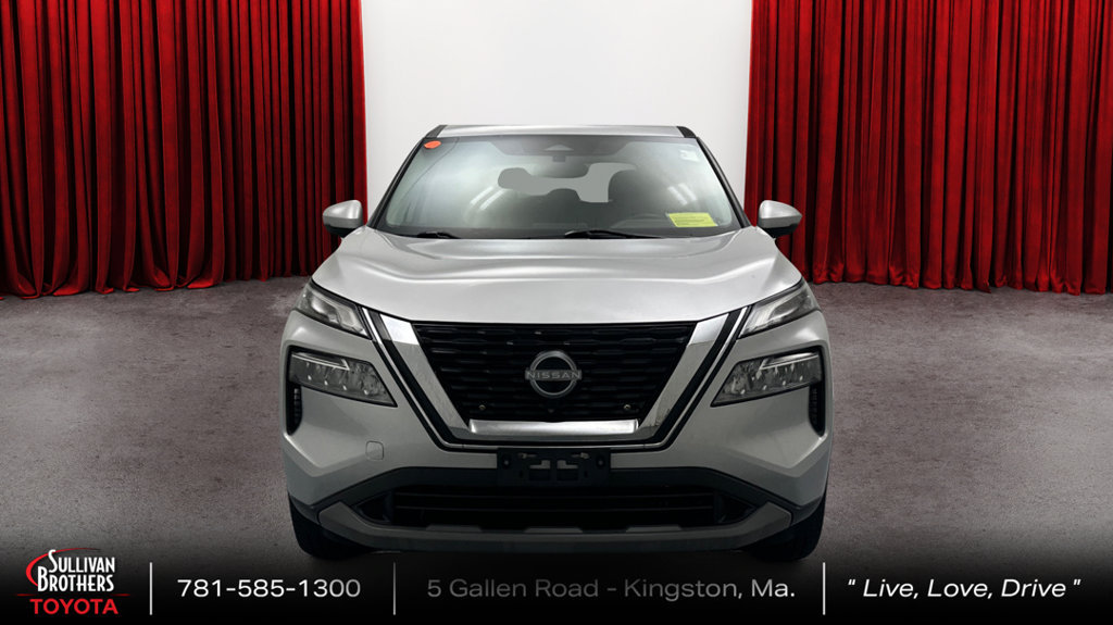 Used 2022 Nissan Rogue SV AWD/4WD image 2
