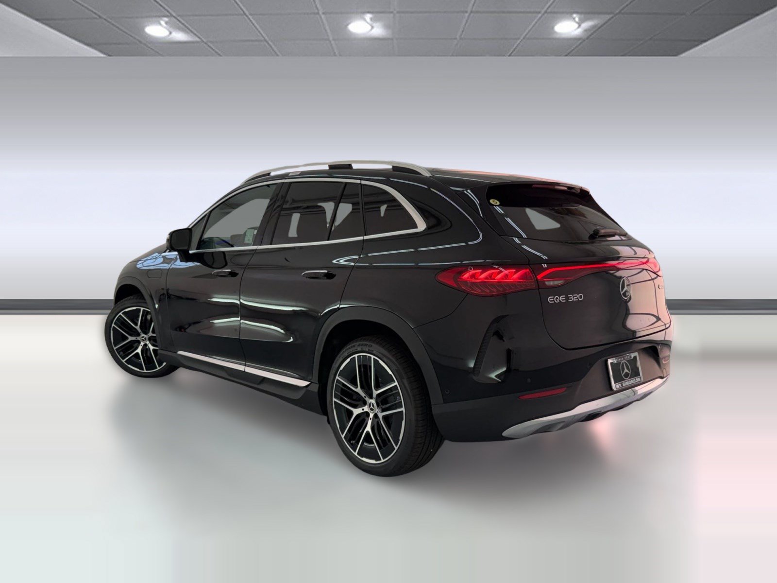 New 2027 Mercedes-Benz EQE 320 4MATIC SUV image 3