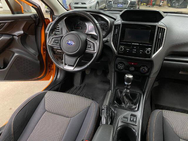 Used 2018 Subaru Crosstrek 2.0i Premium AWD/4WD image 18