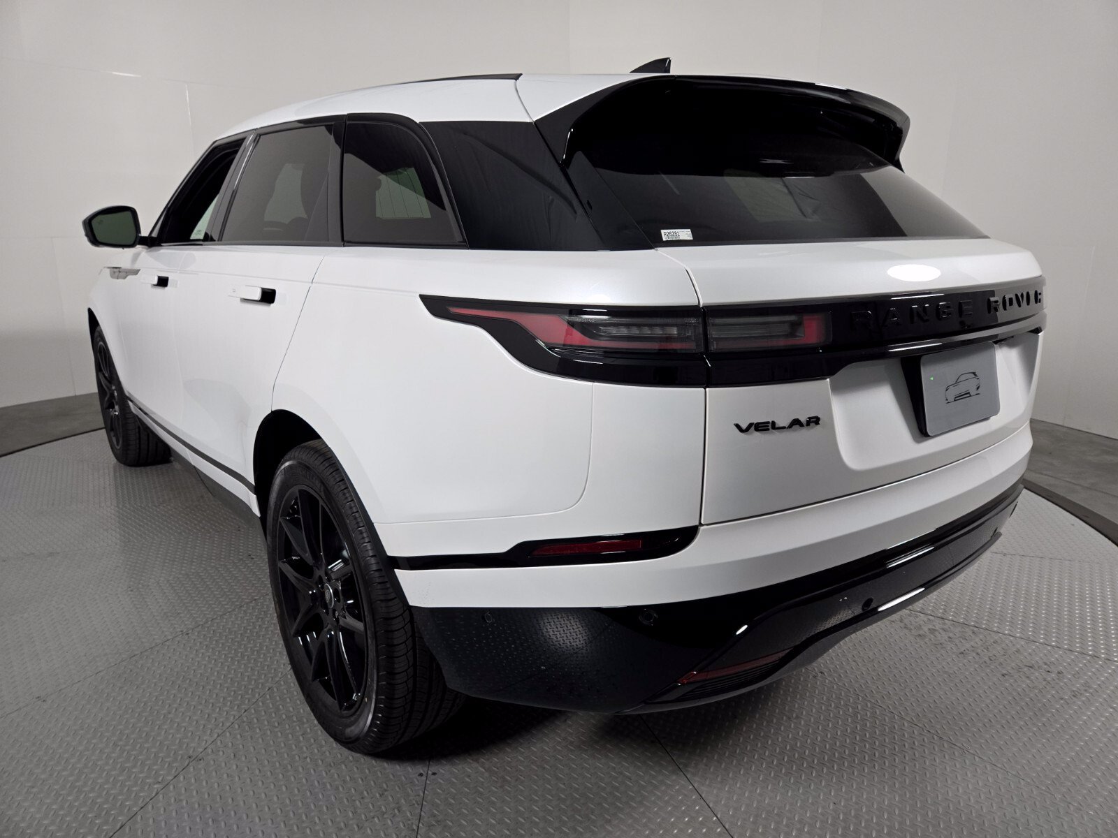 New 2026 Land Rover Range Rover Velar Belgravia AWD/4WD image 17