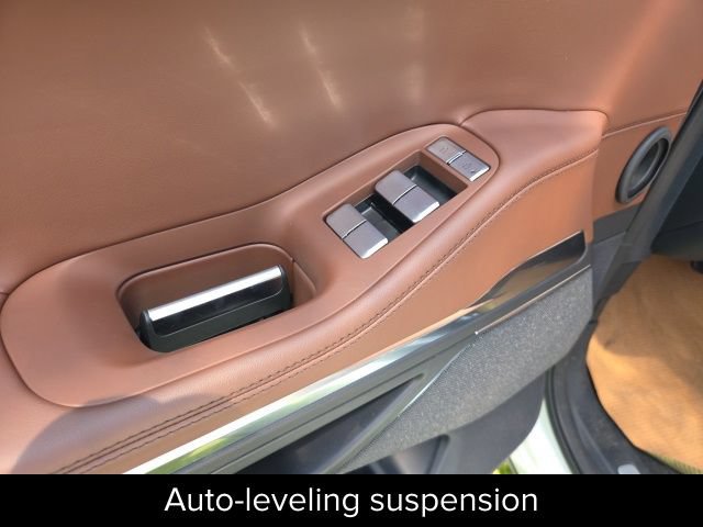 New 2027 Lincoln Navigator L Reserve AWD/4WD image 17