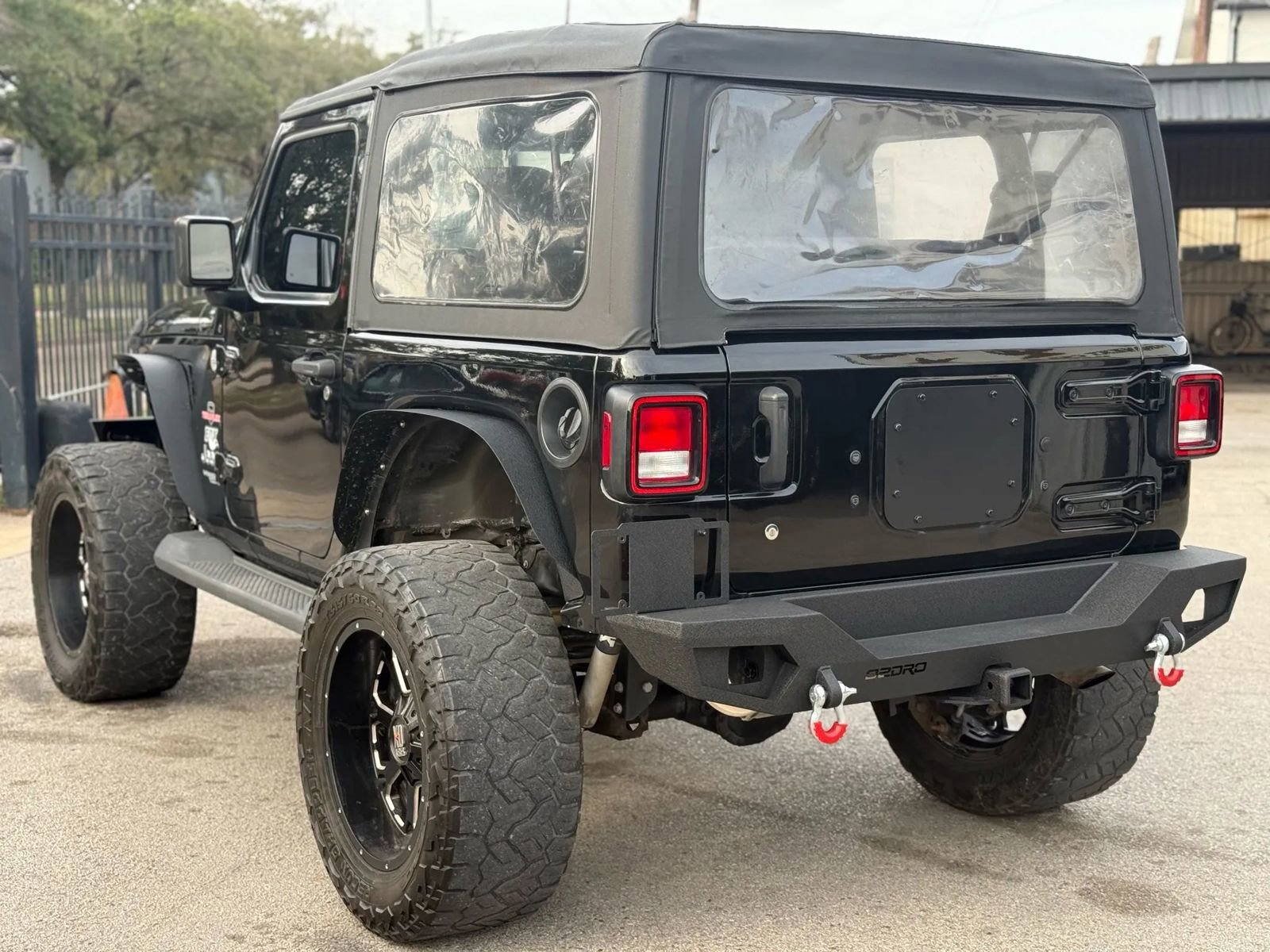 Used 2019 Jeep Wrangler Sport image 6