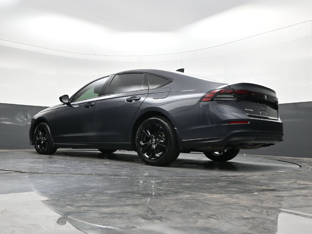 Certified 2025 Honda Accord SE image 34