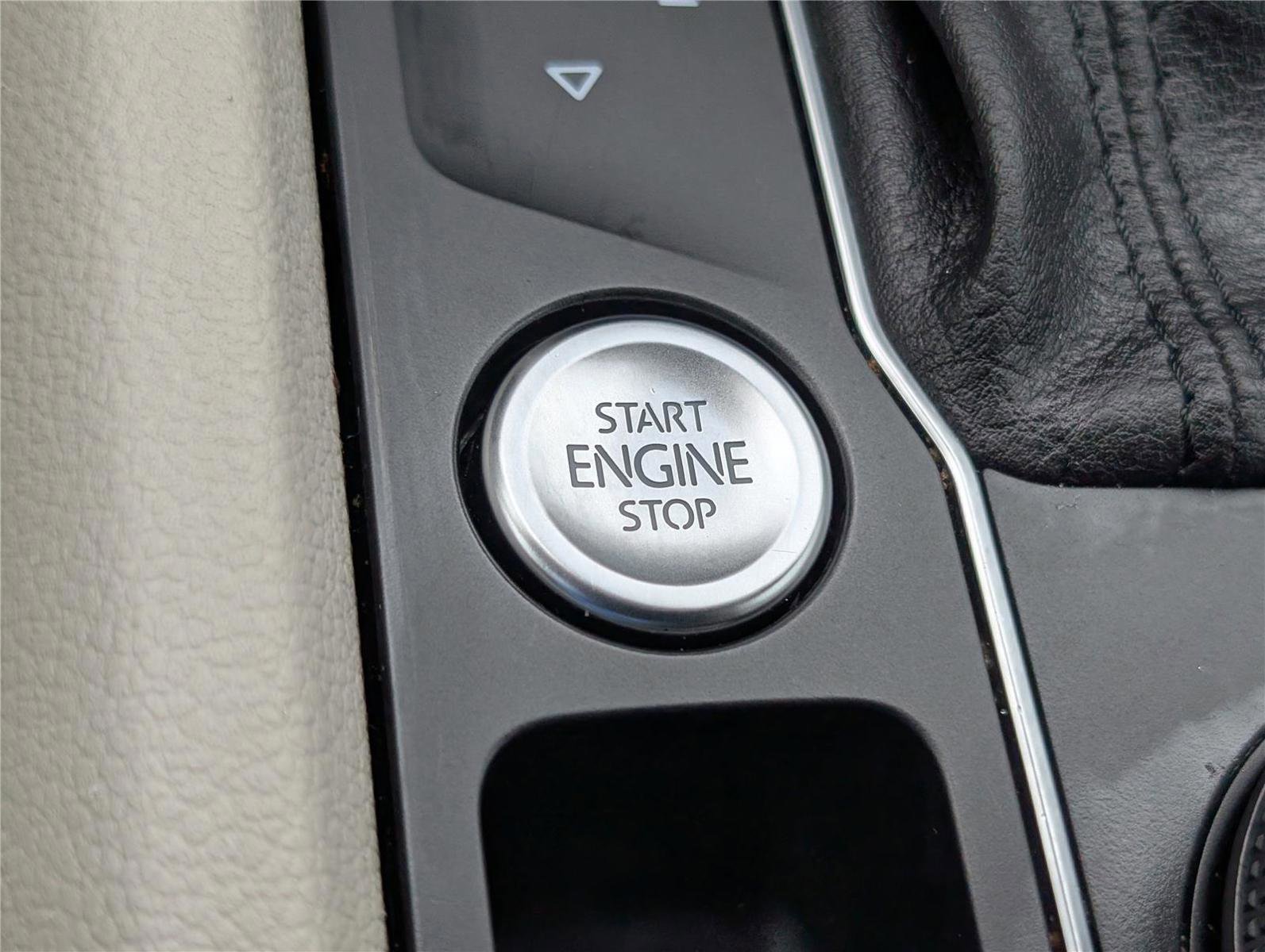 Used 2019 Volkswagen Atlas SE w/ Panoramic Sunroof Package AWD/4WD image 26