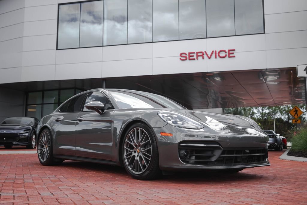 Used 2023 Porsche Panamera Platinum Edition image 23