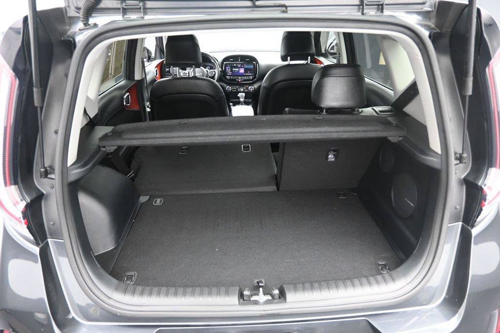 Used 2023 Kia Soul GT-Line w/ GT-Line Technology Package FWD image 24