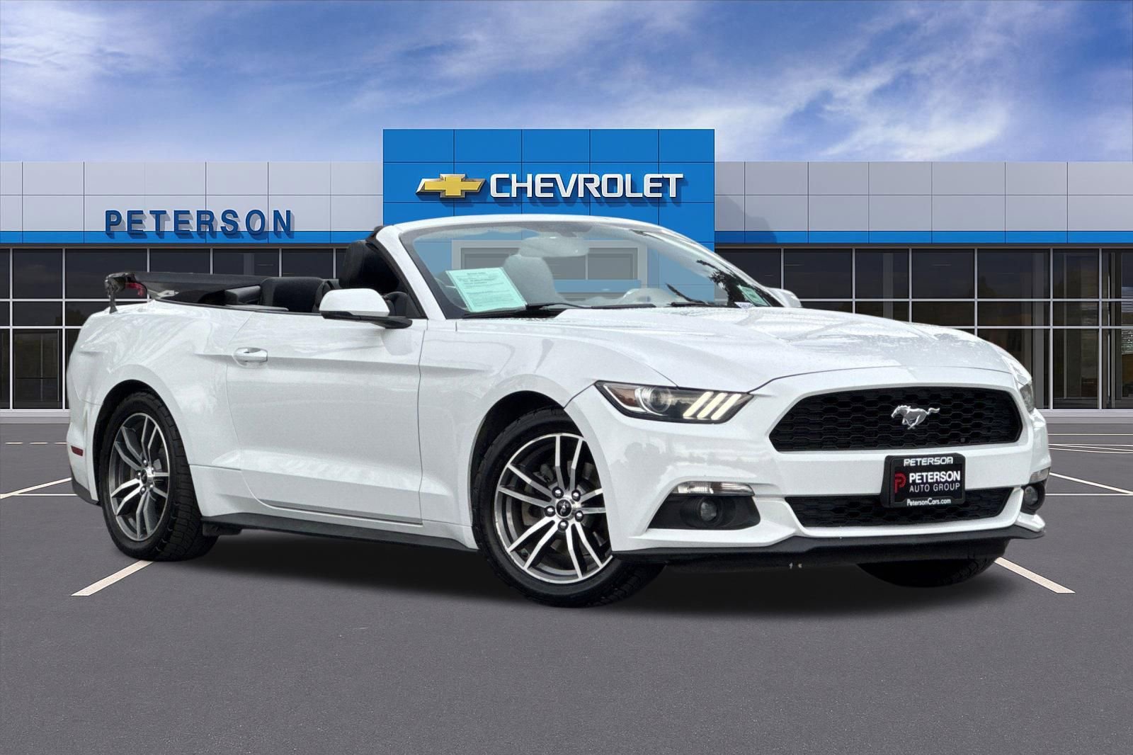 Used 2015 Ford Mustang Premium RWD image 2