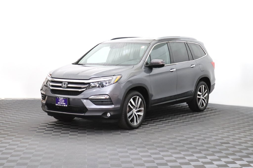 Used 2016 Honda Pilot Touring image 5