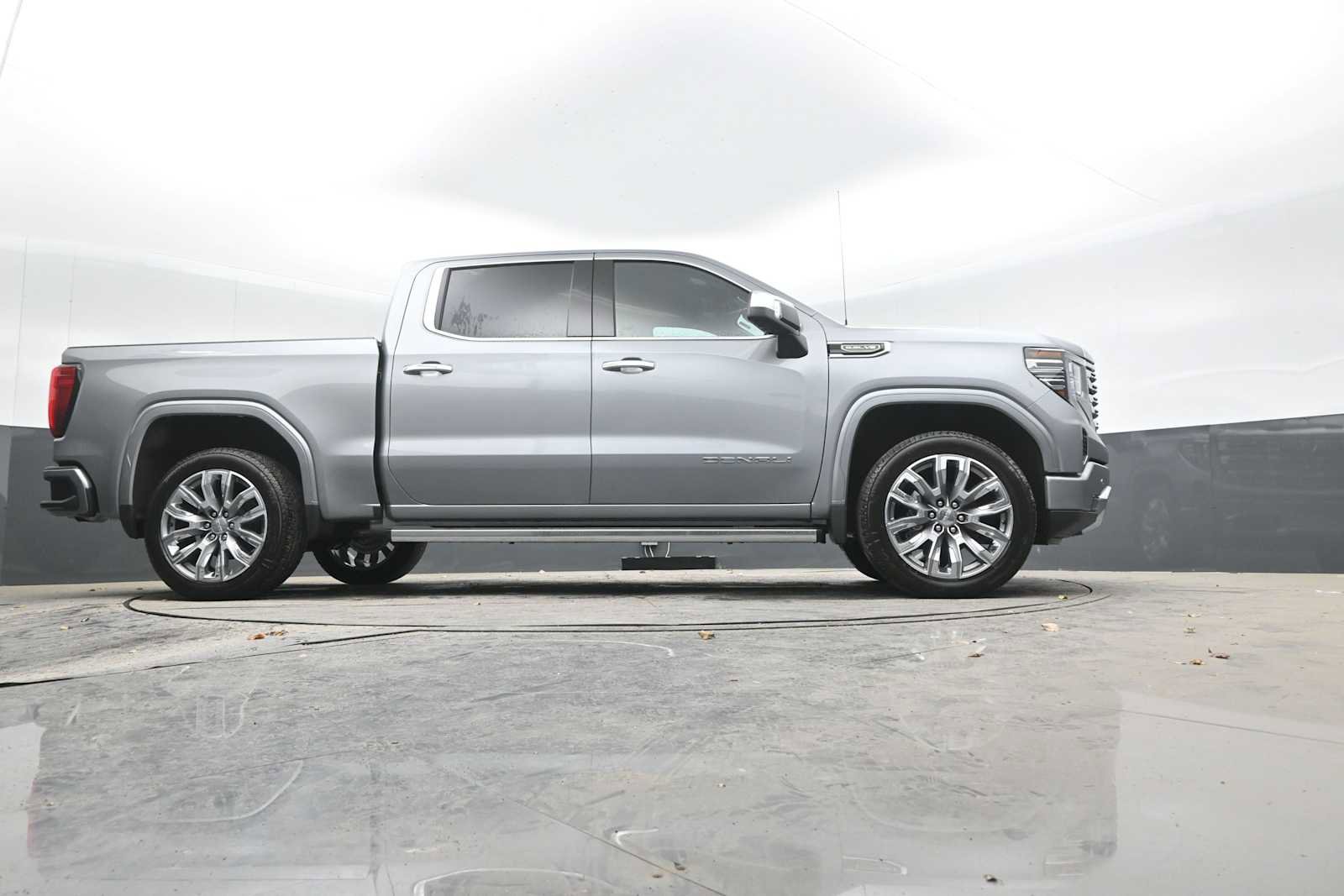 New 2026 GMC Sierra 1500 Denali w/ Denali Reserve Package image 39