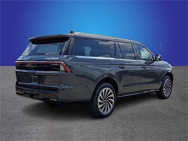 New 2025 Lincoln Navigator L Black Label image 3