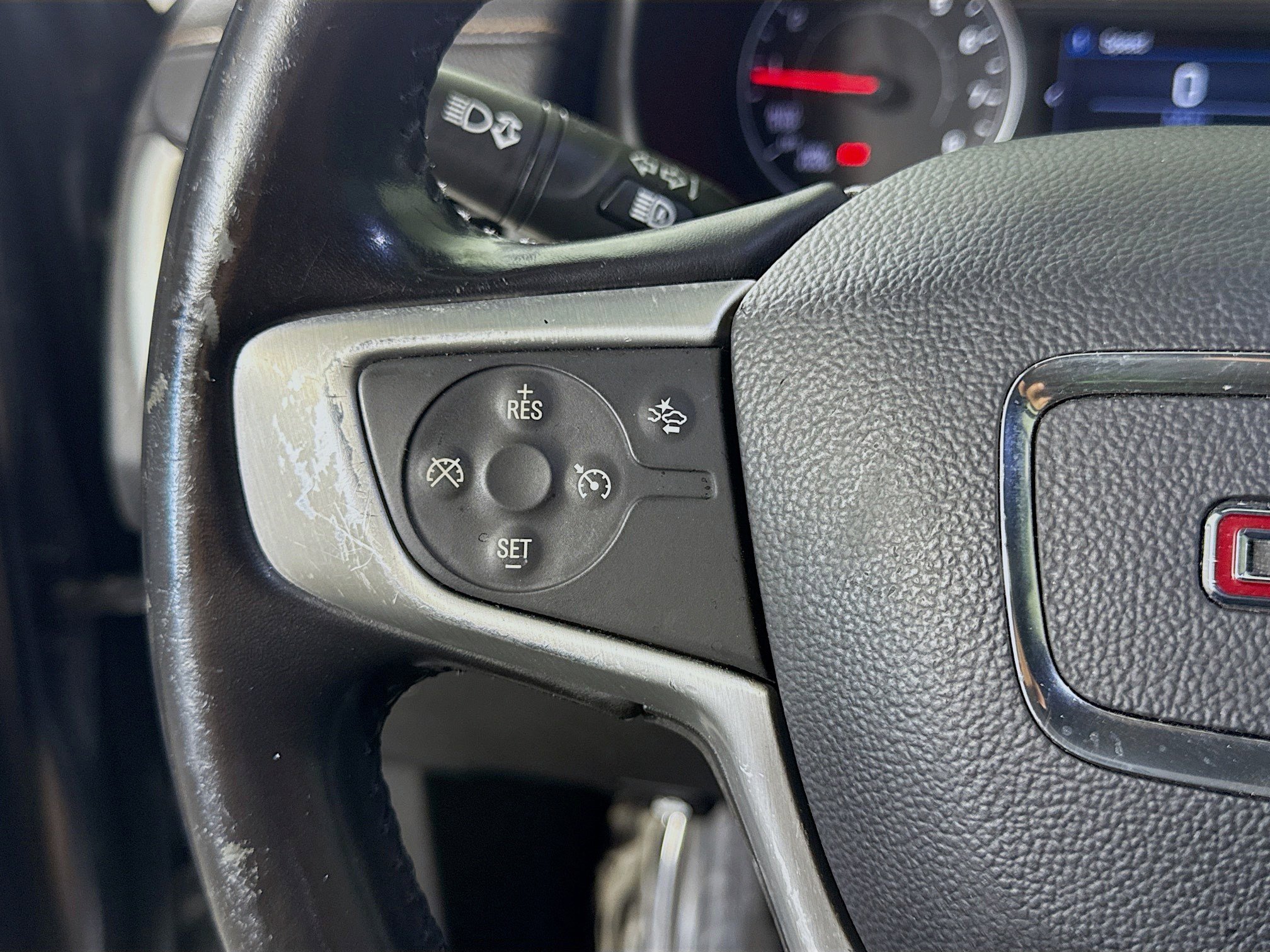 Used 2020 GMC Terrain SLE image 14