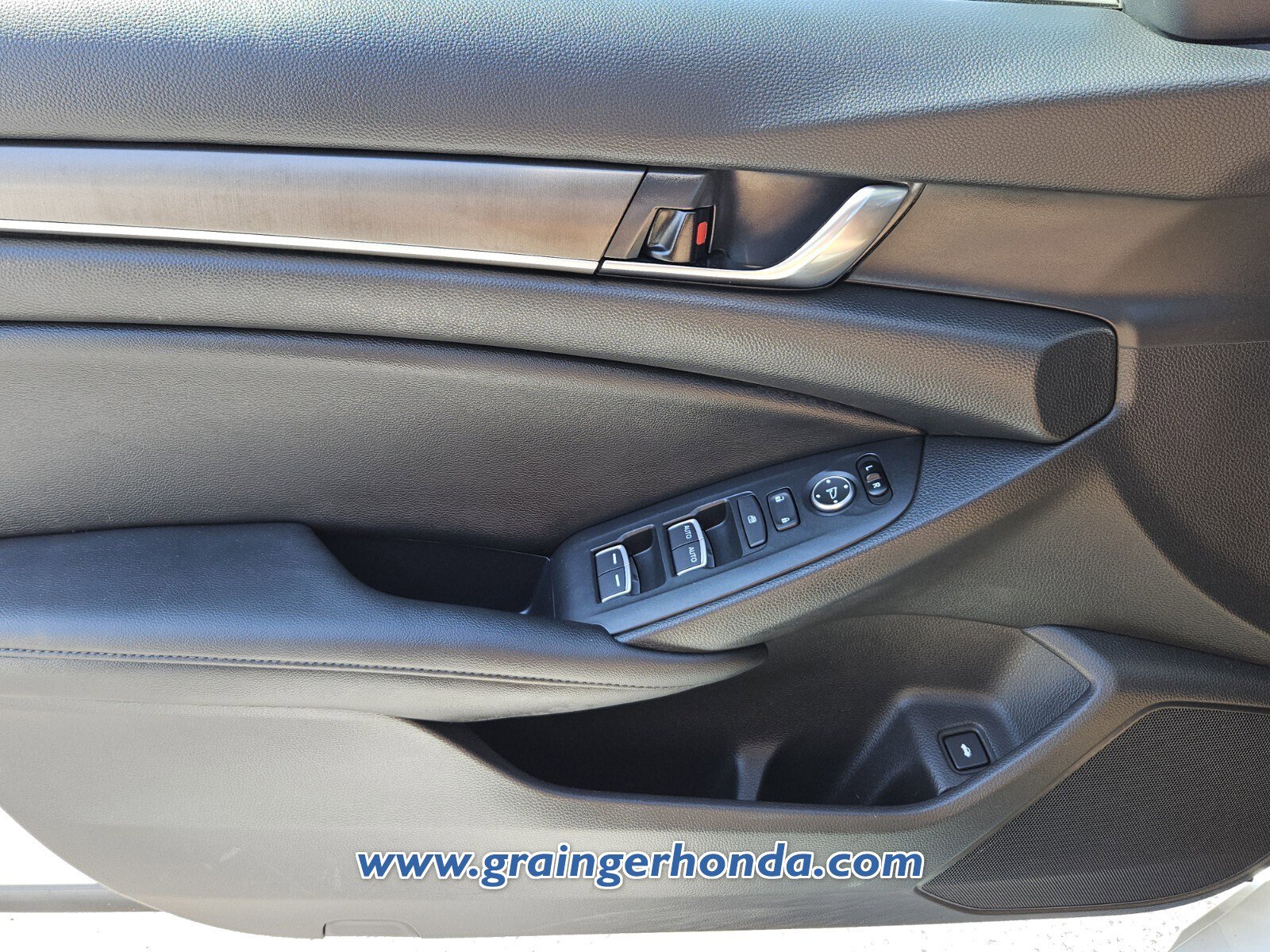 Used 2019 Honda Accord LX image 23