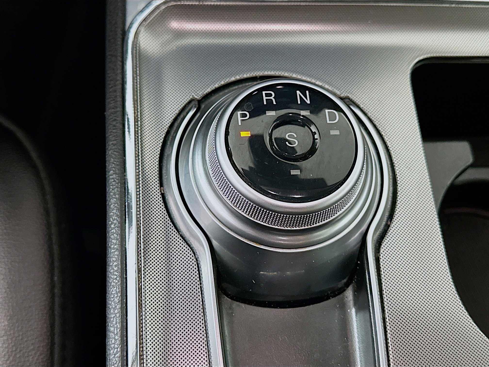 Used 2024 Ford Edge Titanium image 24