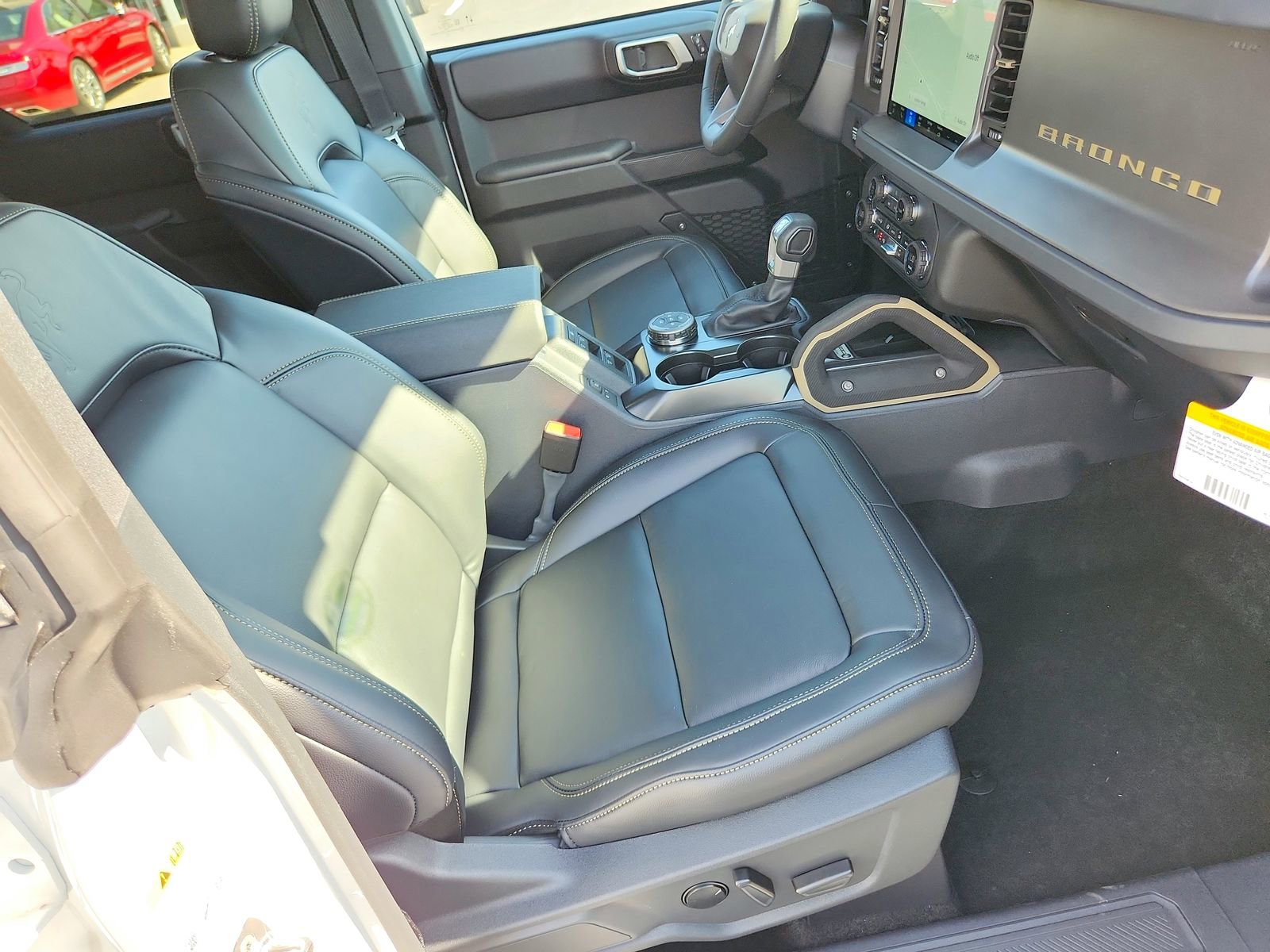 New 2026 Ford Bronco Badlands w/ Sasquatch Package image 27