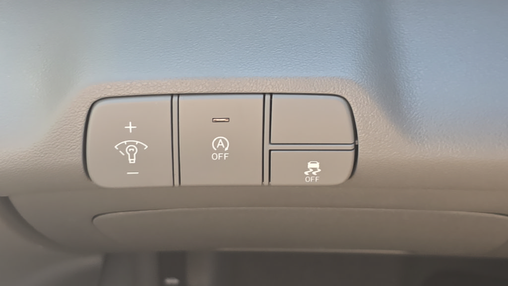 New 2026 Hyundai Elantra SE FWD image 24