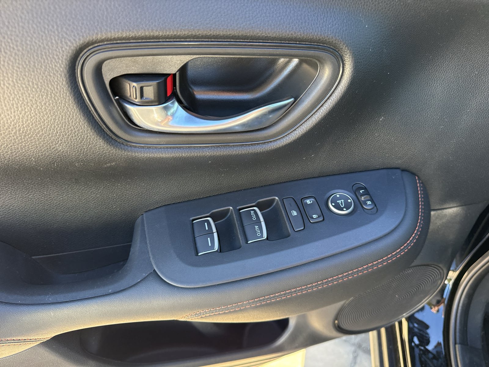 Certified 2024 Honda HR-V Sport image 11