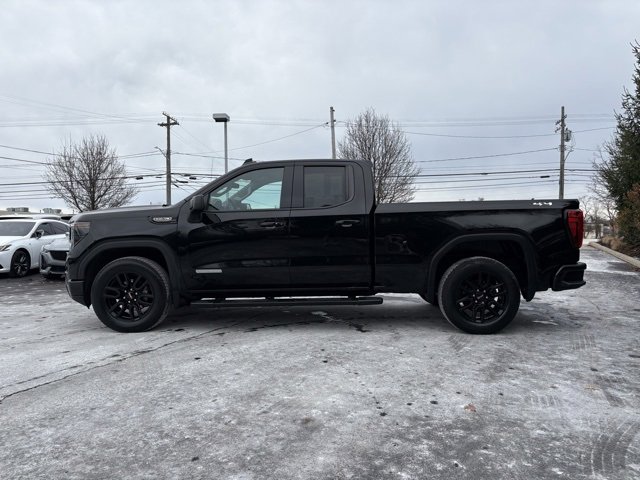 Used 2022 GMC Sierra 1500 Elevation image 2