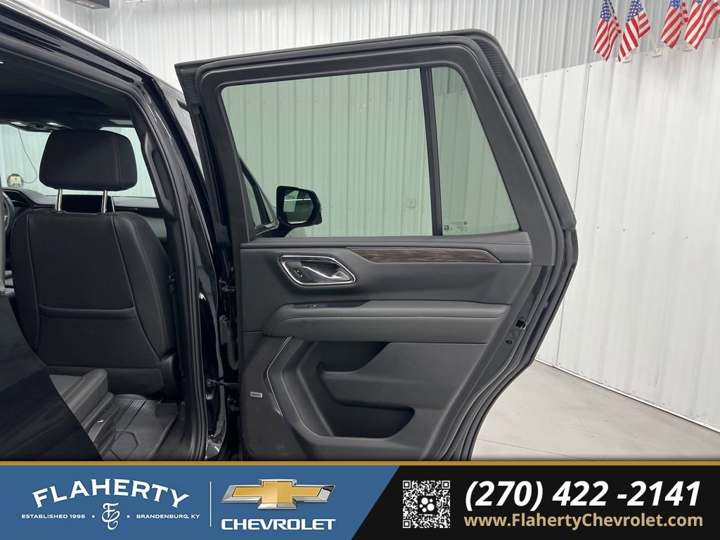 Used 2024 Chevrolet Tahoe LT w/ LT Signature Plus Package image 12