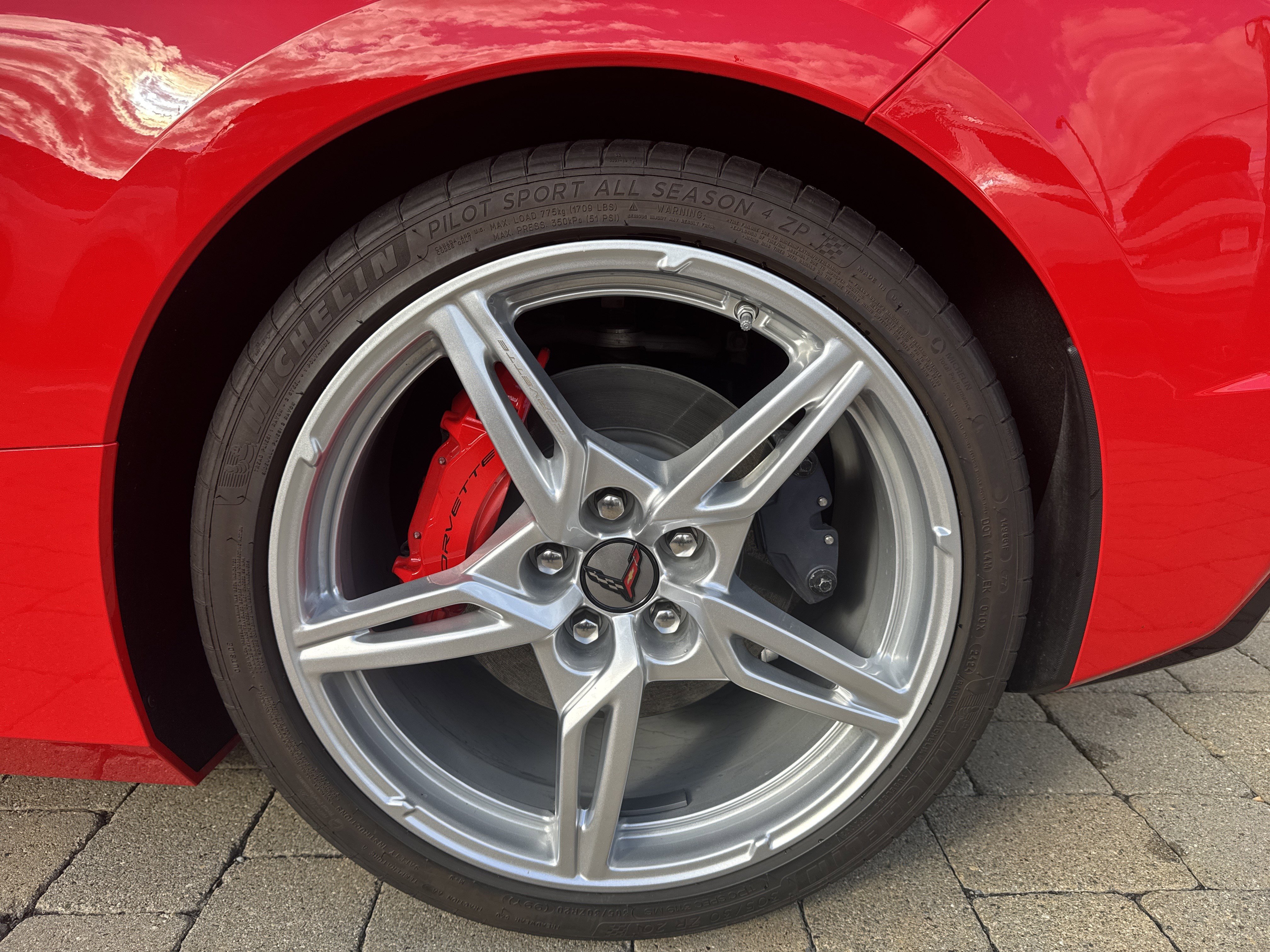 Used 2024 Chevrolet Corvette Stingray Premium Conv image 10