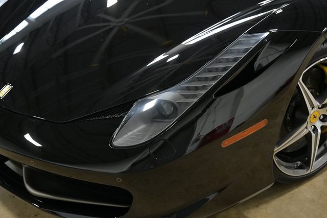 Used 2013 Ferrari 458 Spider RWD image 12