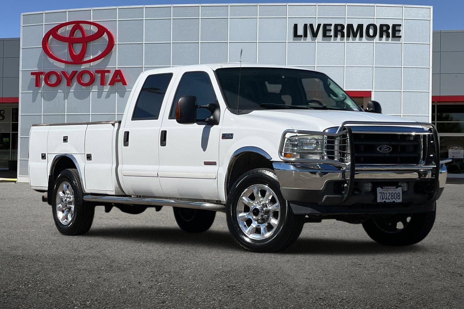 Used 2003 Ford F350 XL AWD/4WD image 2