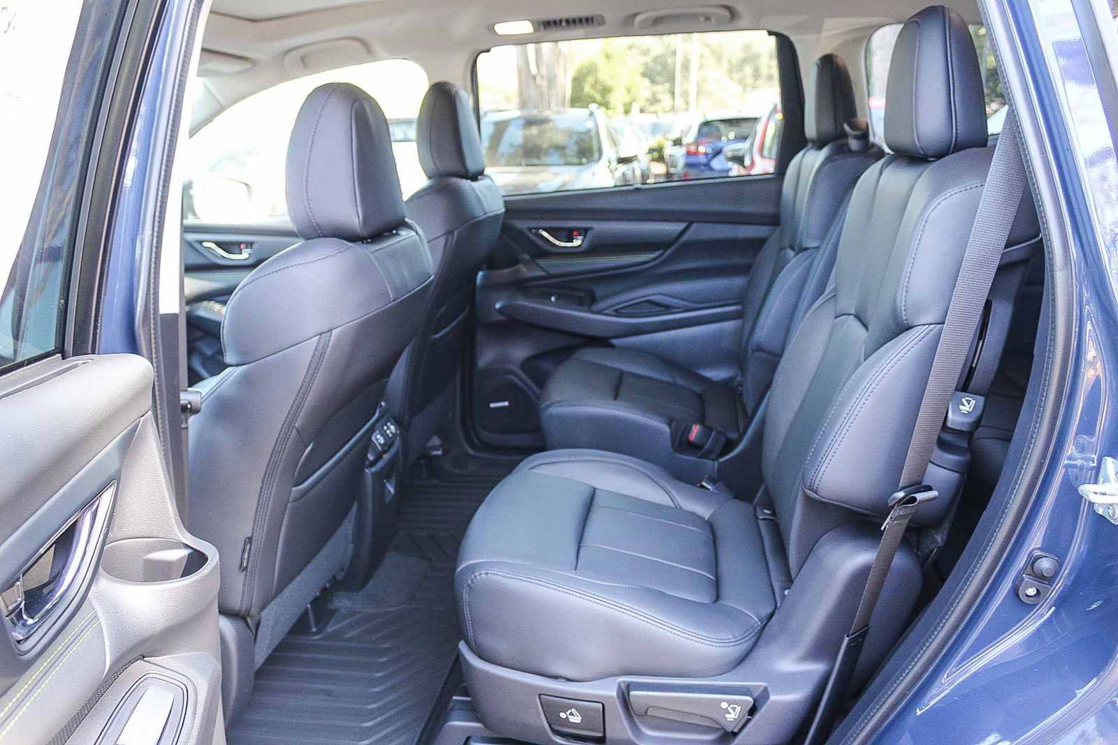 New 2025 Subaru Ascent Bronze Edition image 18