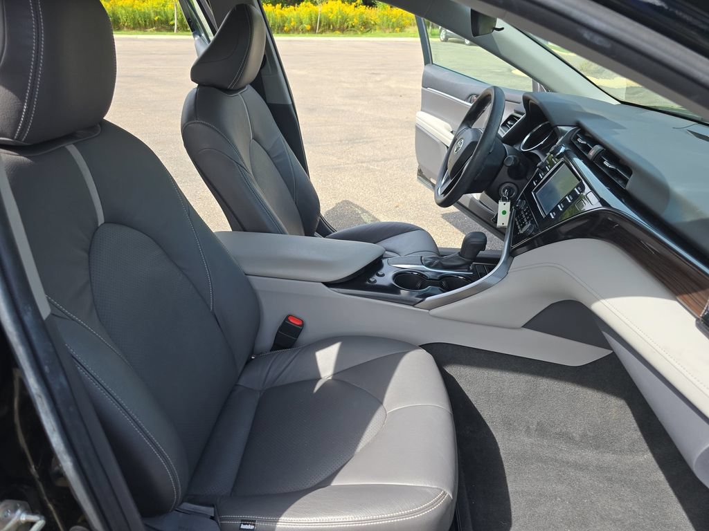 Certified 2019 Toyota Camry LE FWD image 13