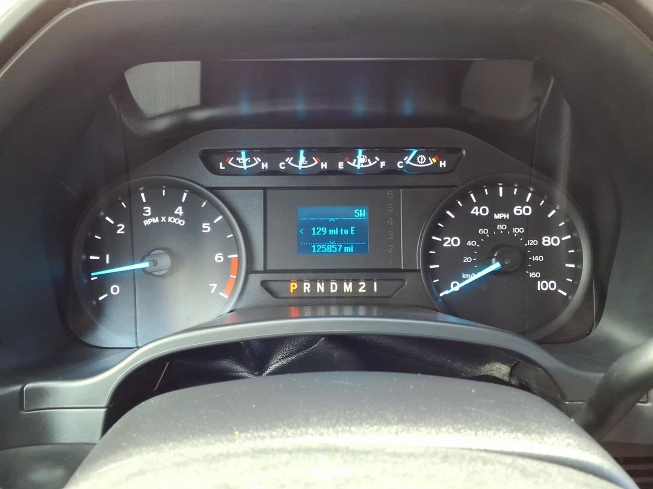 Used 2018 Ford F250 XL w/ Power Equipment Group AWD/4WD image 19