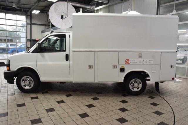 New 2025 Chevrolet Express 3500 w/ Power Convenience Package RWD image 3