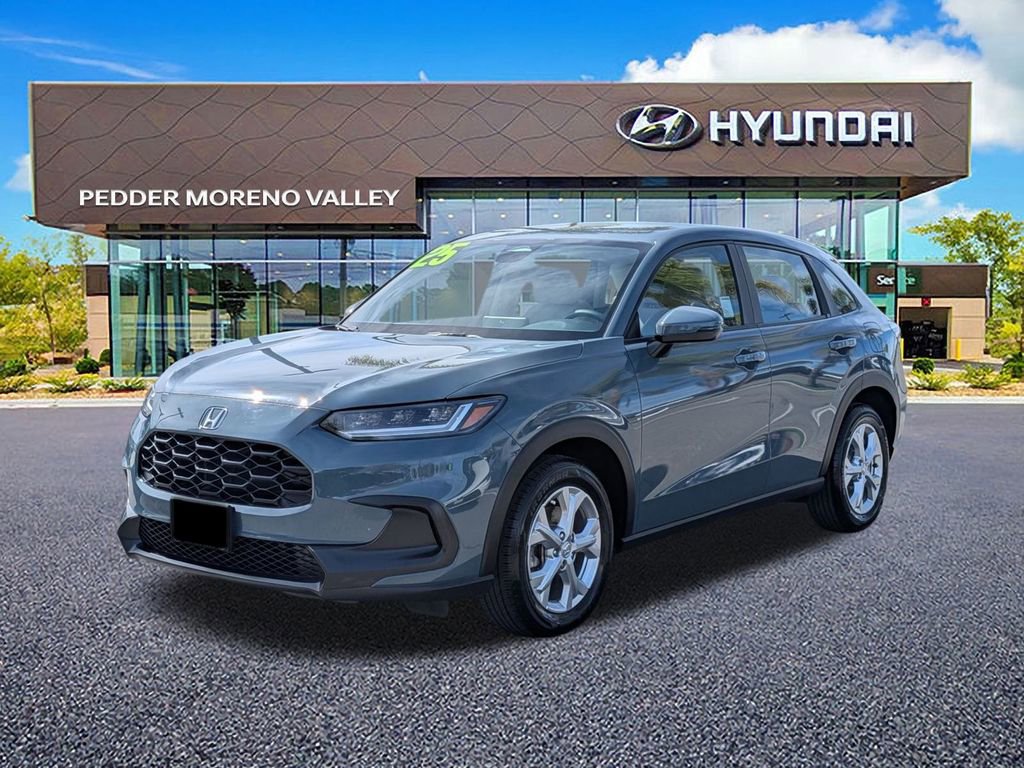 Used 2025 Honda HR-V LX image 8