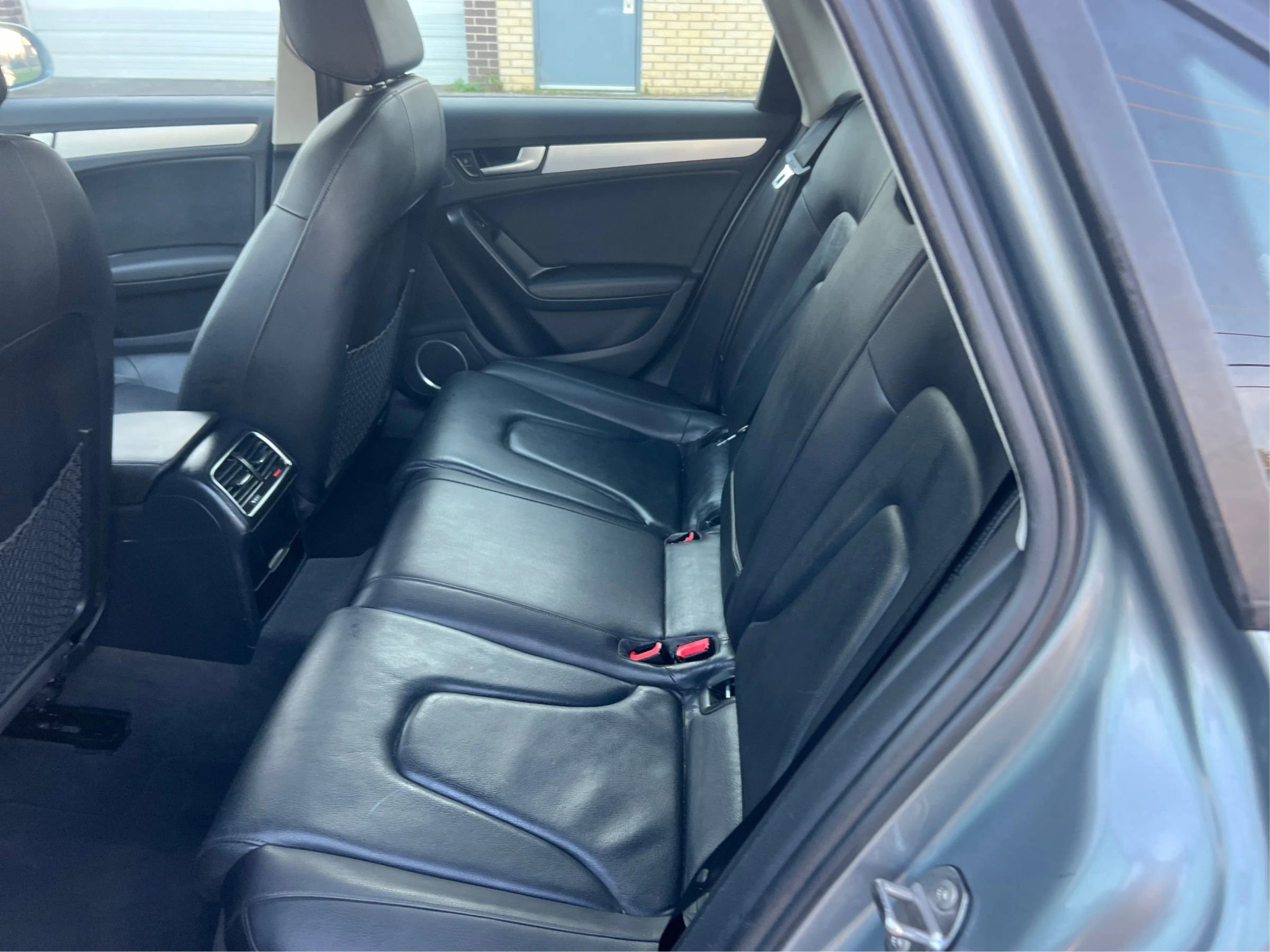 Used 2011 Audi A4 2.0T Premium Plus image 11