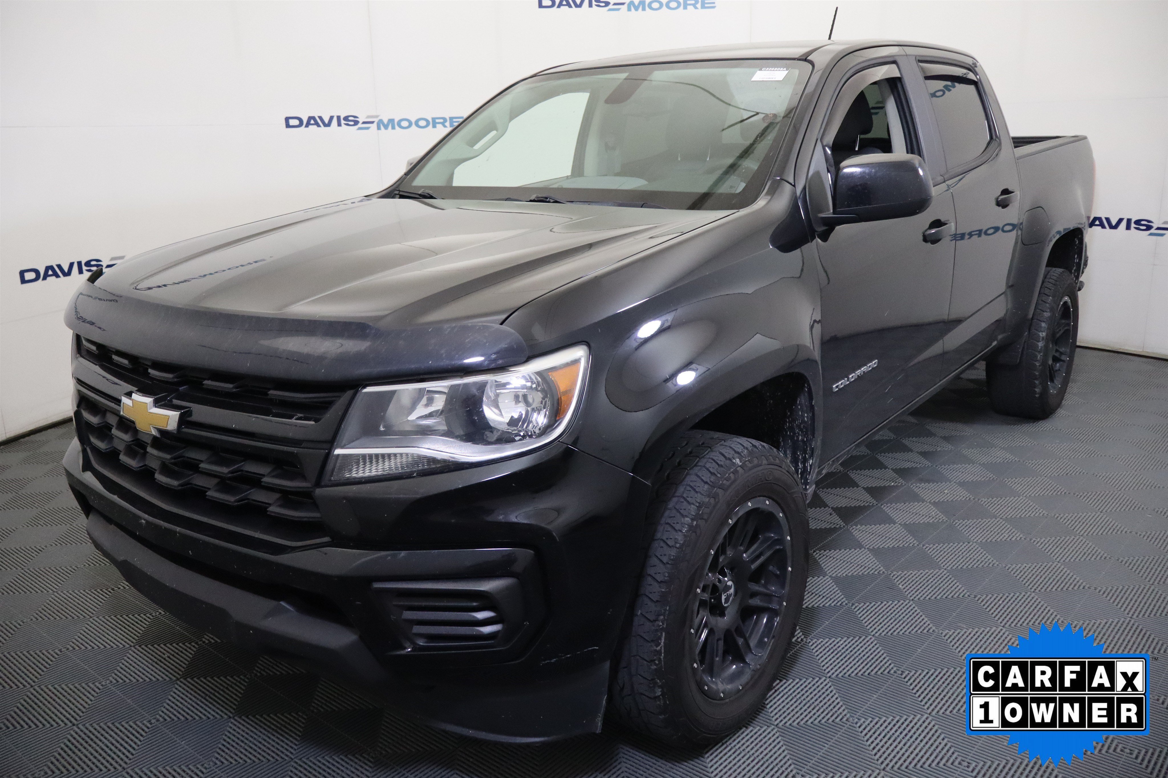 Used 2022 Chevrolet Colorado W/T w/ Custom Special Edition RWD image 23