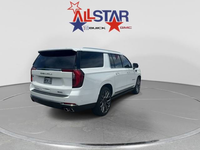 Used 2025 GMC Yukon XL Denali Ultimate AWD/4WD image 7