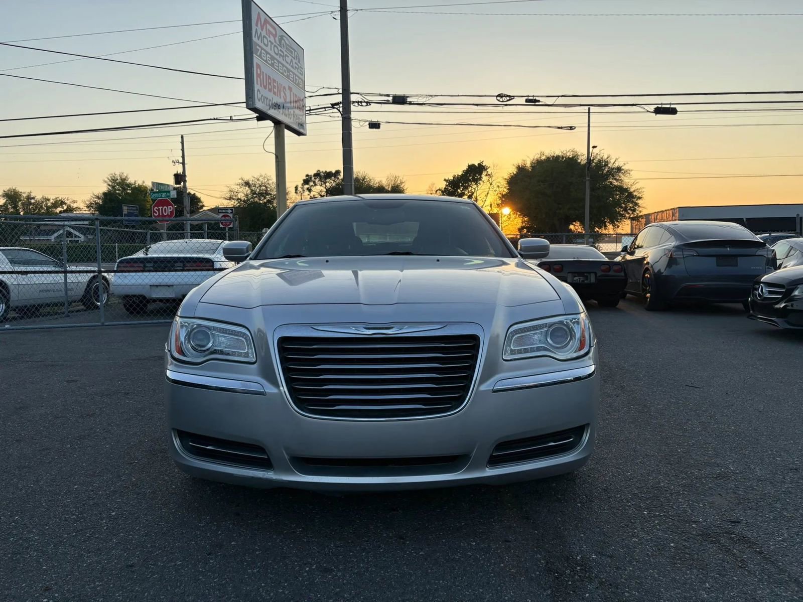 Used 2012 Chrysler 300 RWD image 2