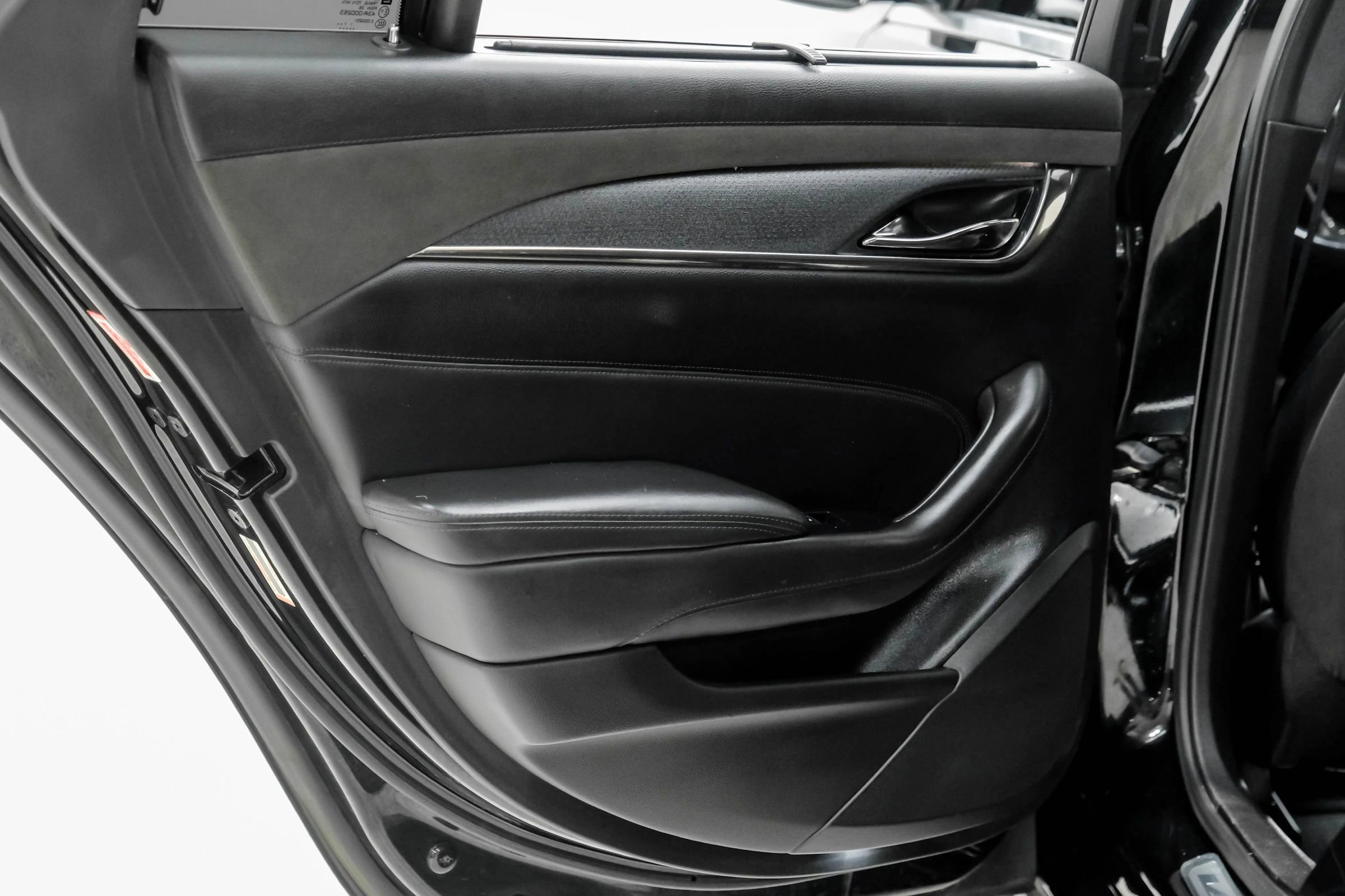 Used 2018 Cadillac CTS V w/ Luxury Package image 51